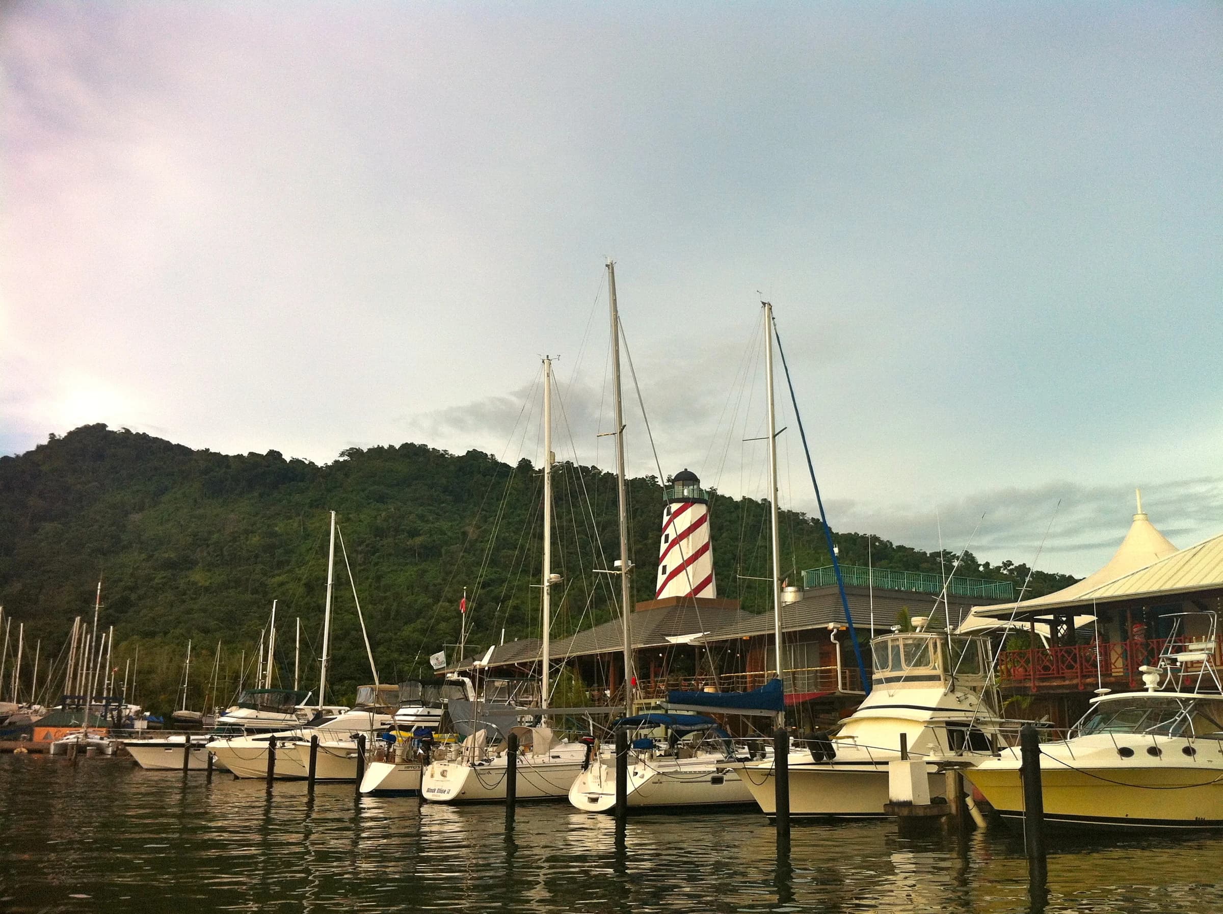 Crews Inn Marina