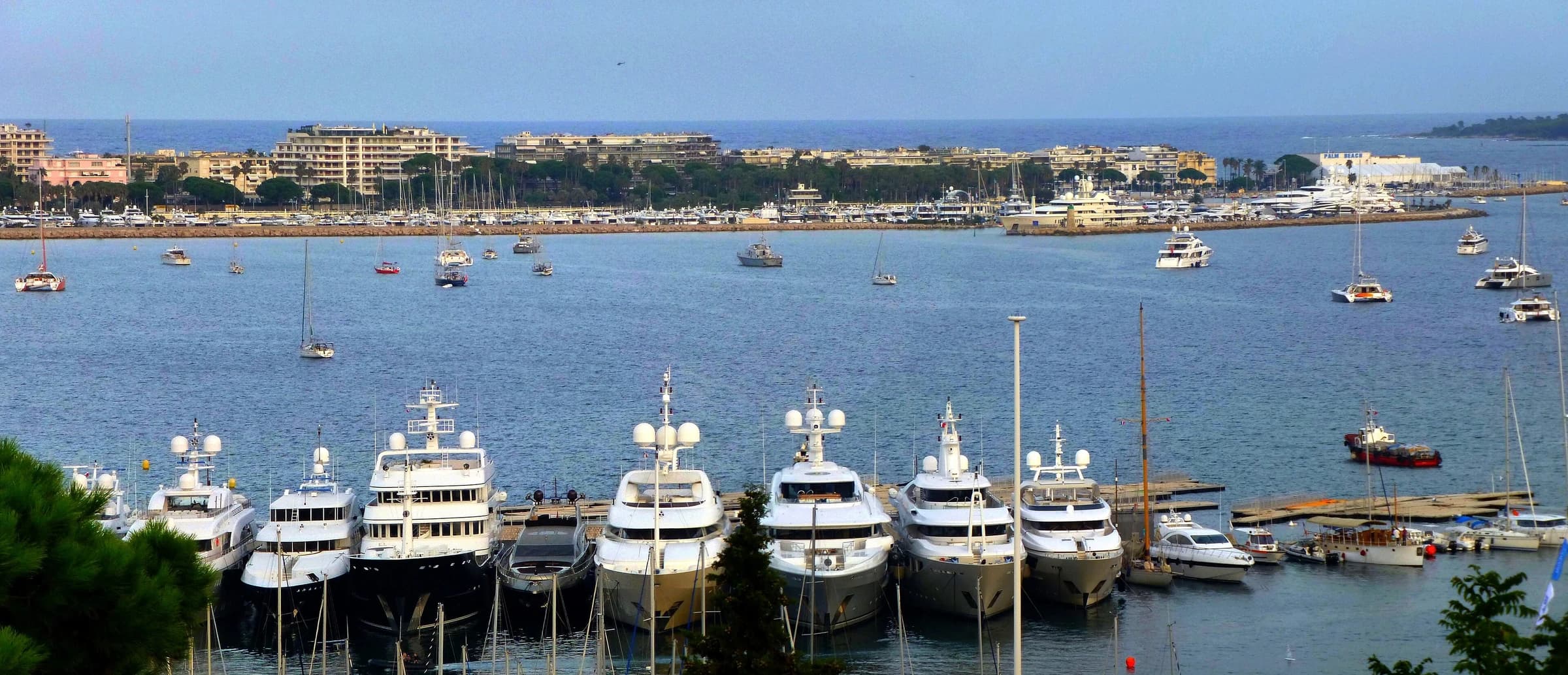 Port Pierre Canto